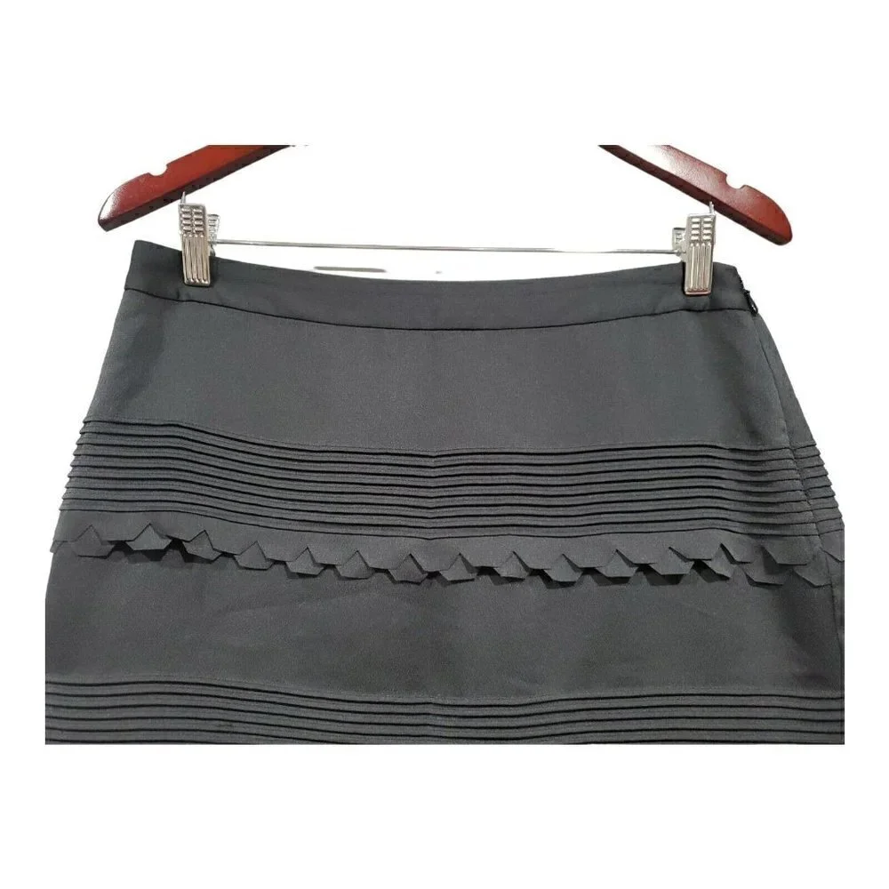 Banana Republic Women's Black Lined Layered Ruffle Mini Skirt Side Zip Size 6